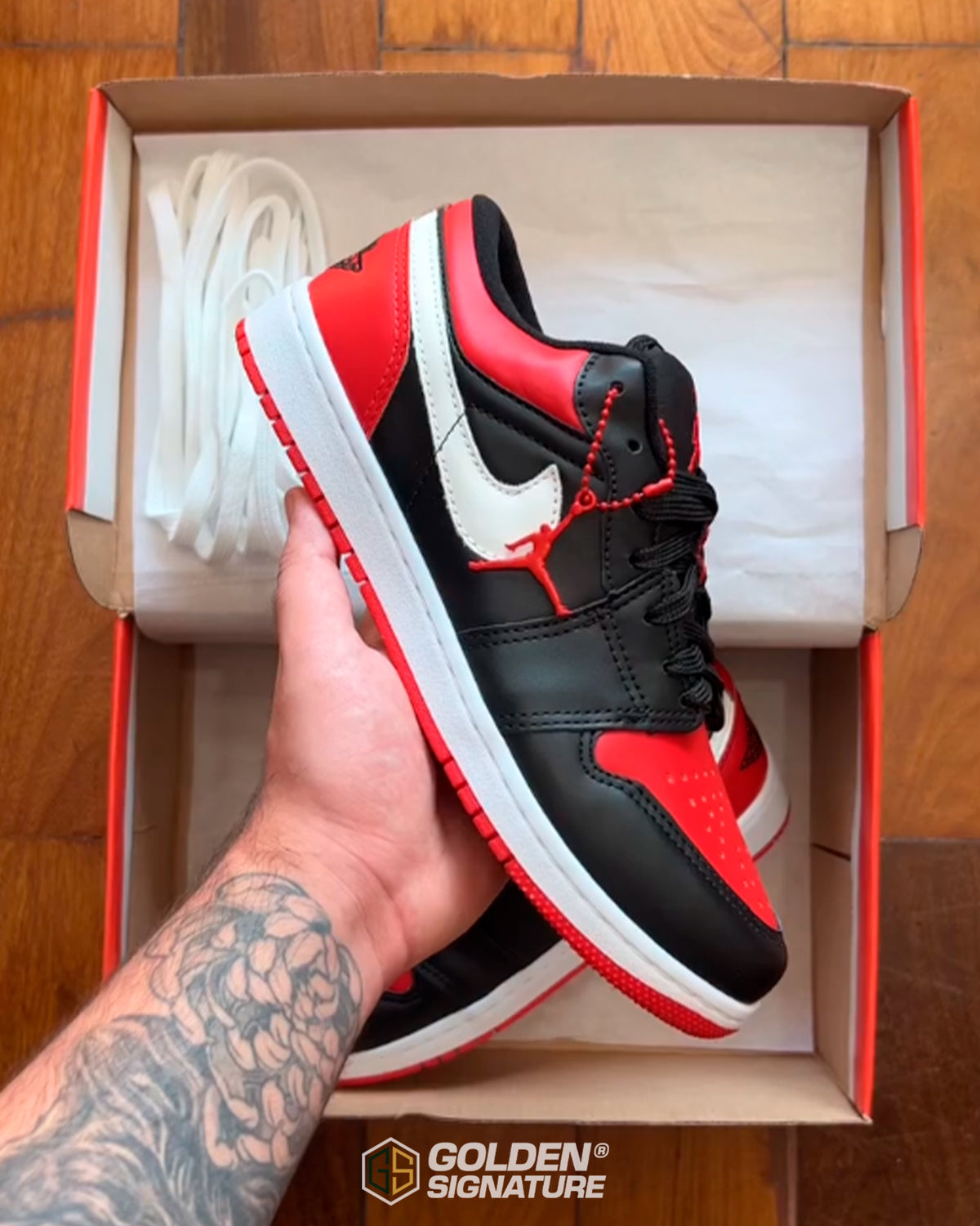 Tênis Nike Air Jordan 1 Low - Classic