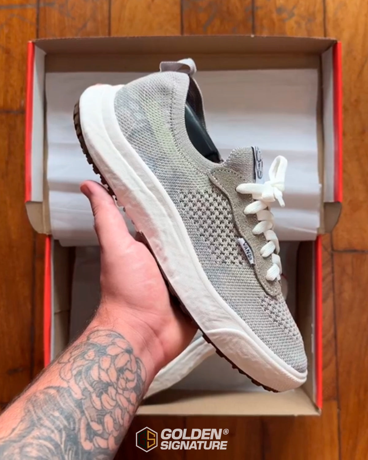 Tênis Vans Ultrarange VR3