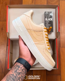 Tênis Nike Air Force 1 x LV8