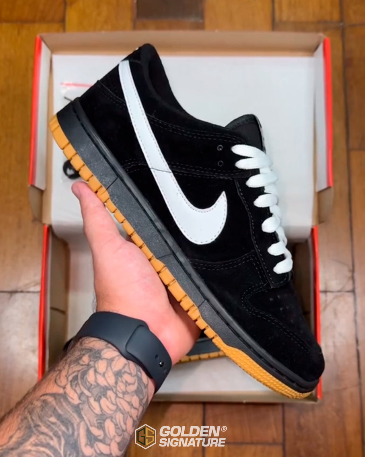 Tênis Nike Dunk Low - SB Veludo