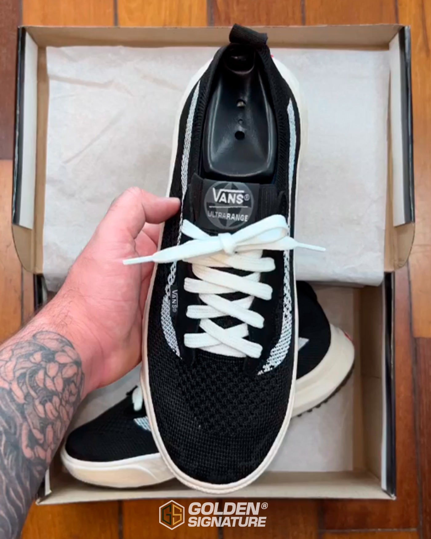 Tênis Vans Ultrarange VR3