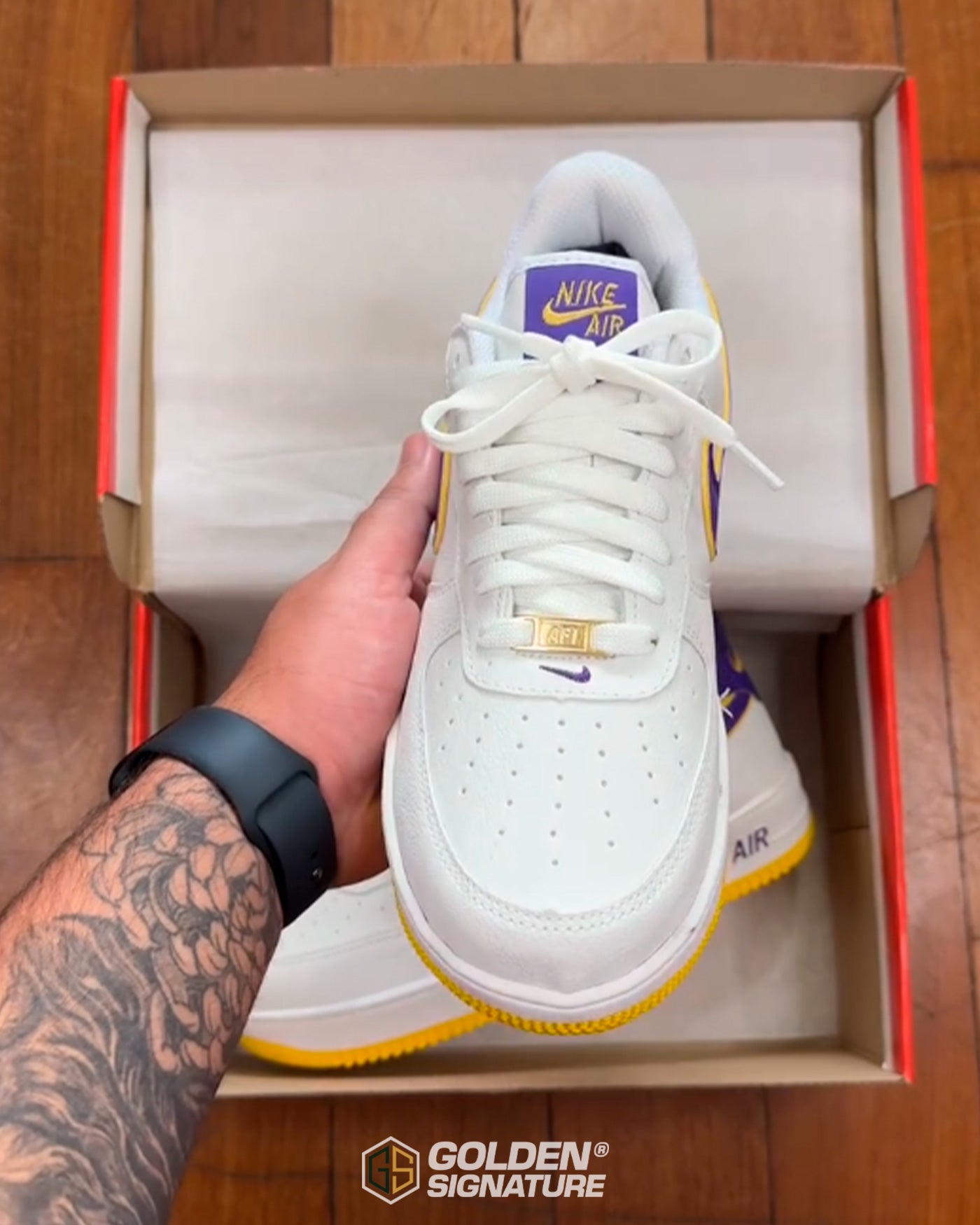 Tênis Nike Air Force 1 x Lakers