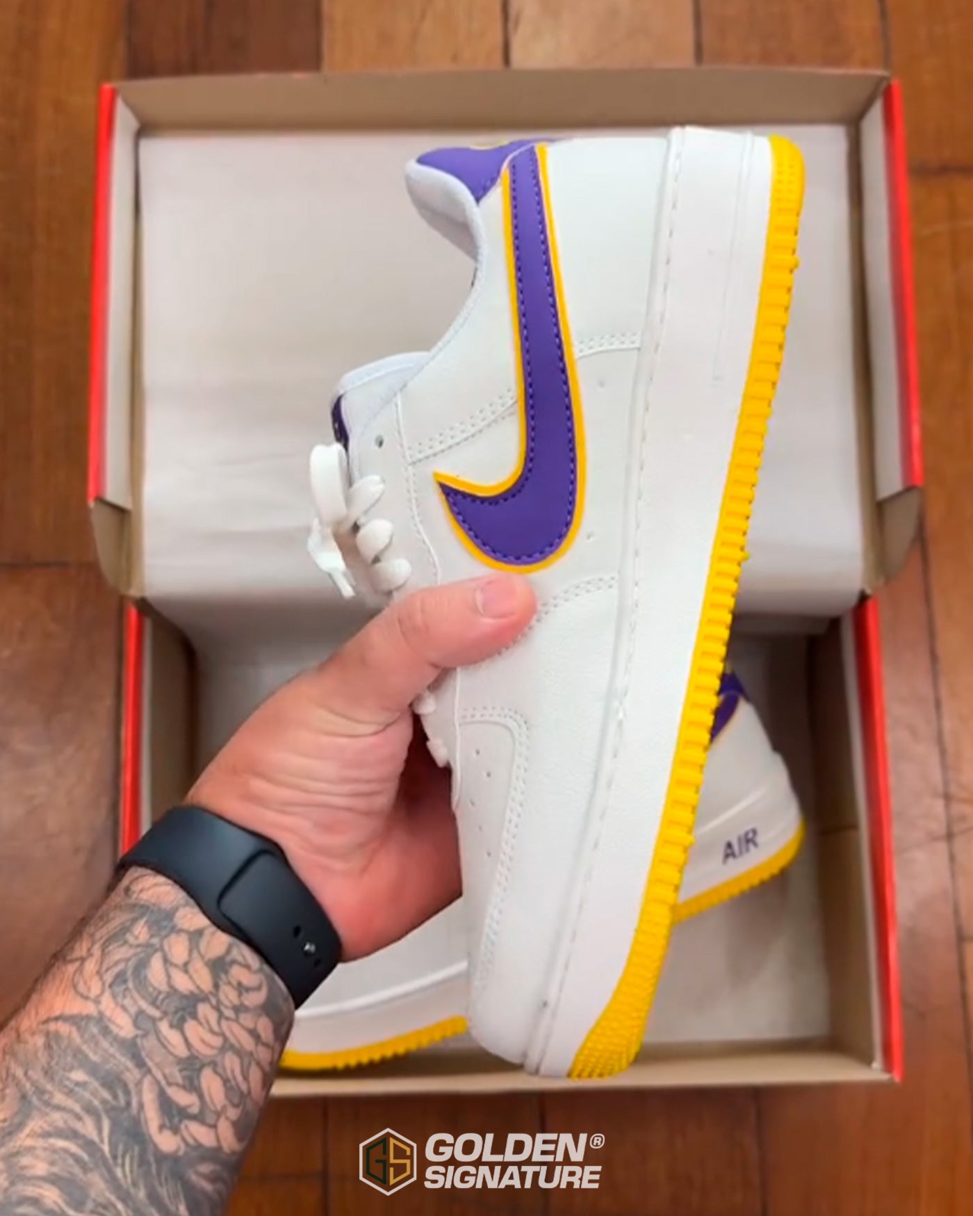 Tênis Nike Air Force 1 x Lakers