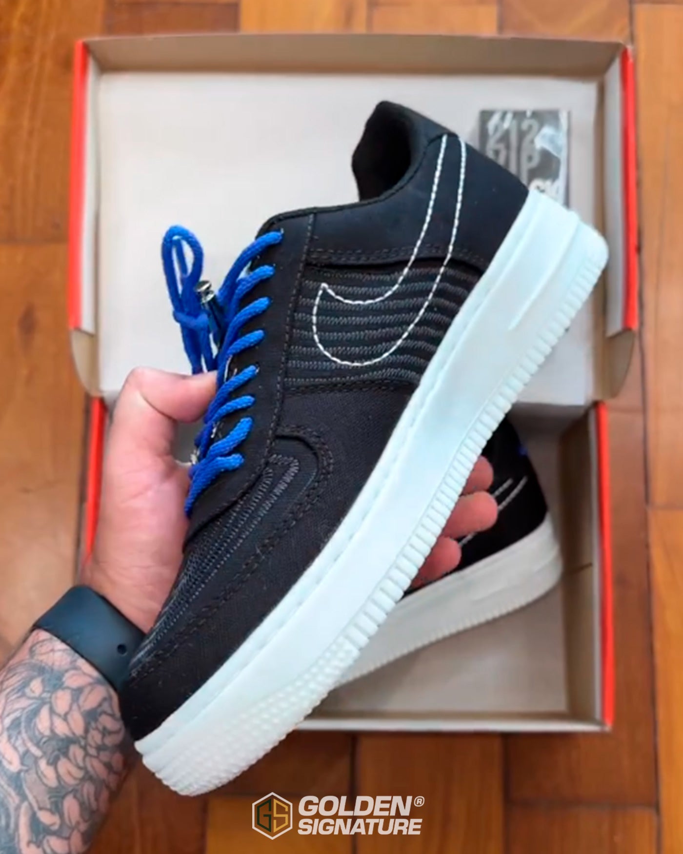 Tênis Nike Air Force 1 x LV8